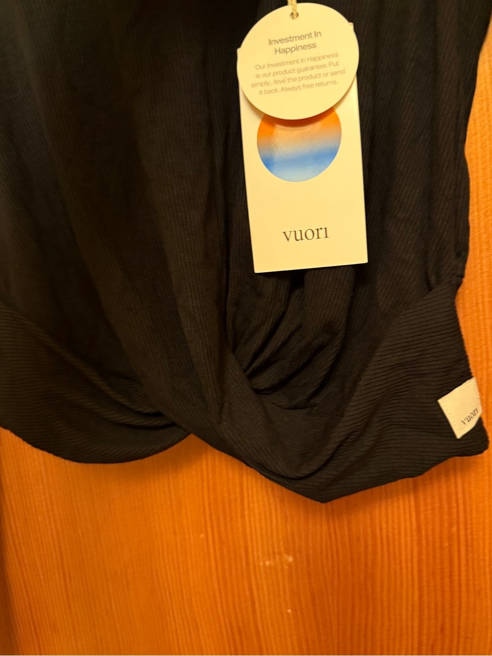 Vuori Long Sleeve Cove Twist Tee NWT - Picture 7 of 13